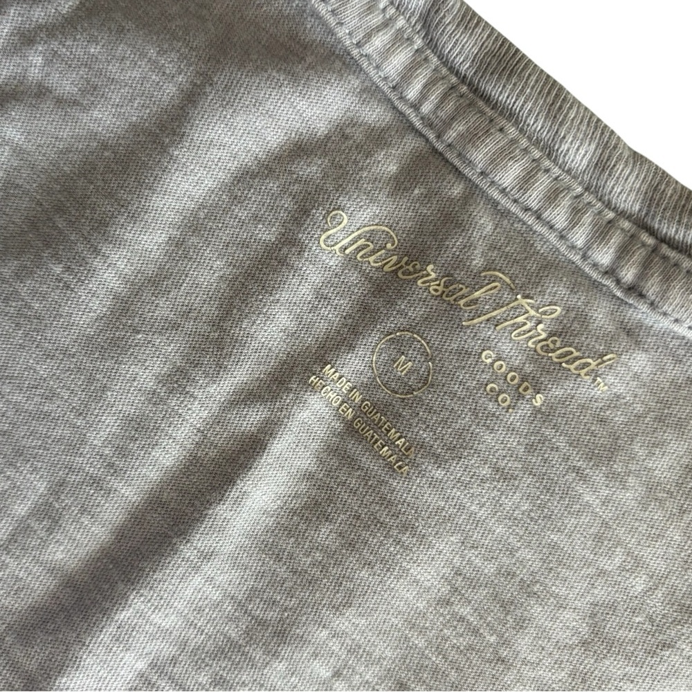Universal Thread Light Gray Tee - Picture 3 of 4